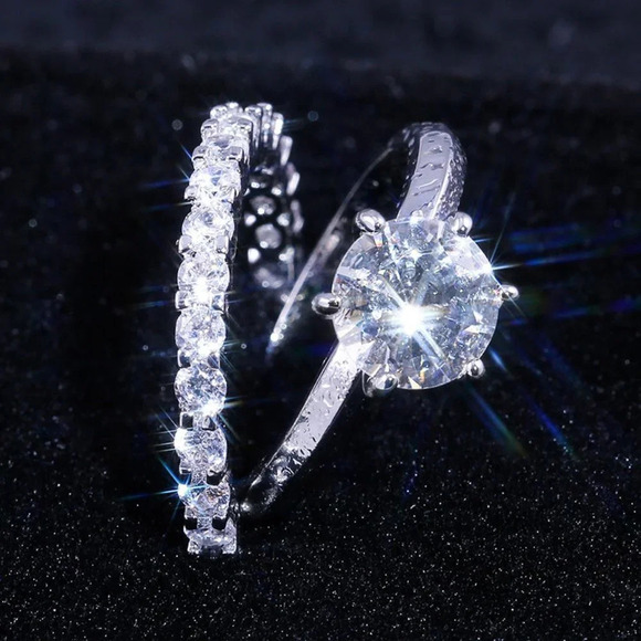 🎀  Beautiful 925 Silver Plated 2 Pcs CZ Wedding Ring, FB16FA1067 - Picture 2 of 7